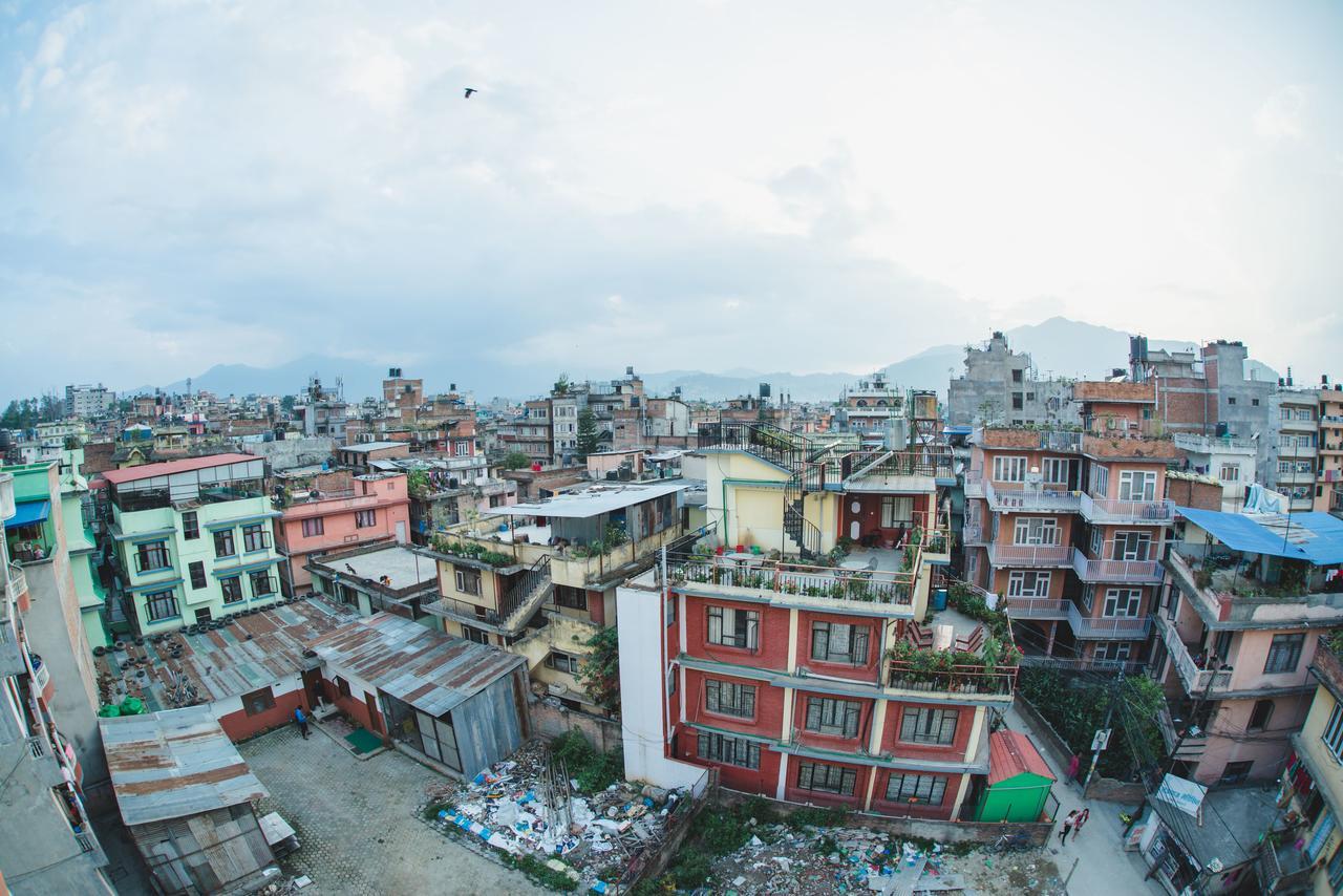 Famous House Kathmandu Hostel Eksteriør bilde